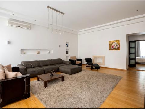 квартира за адресою Київ, Круглоуніверситетська вул., 6