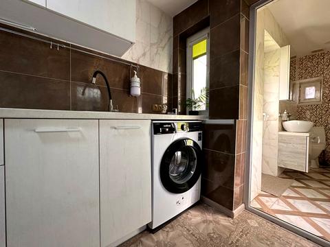 квартира за адресою Політехнічна вул., 105