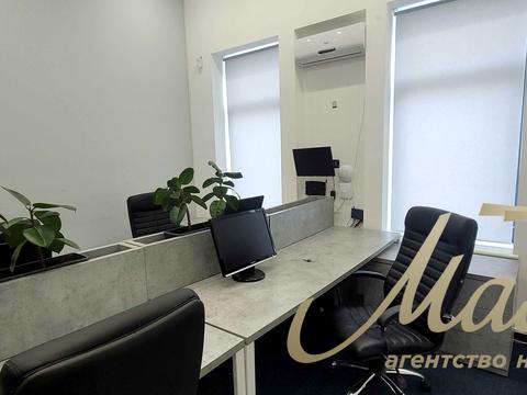 комерційна за адресою Лютеранська вул., 1
