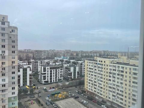 квартира за адресою Владислава Бувалкіна вул., 44