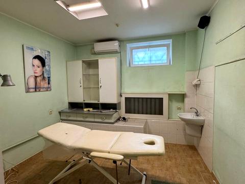 комерційна за адресою Семінарська вул., 15а