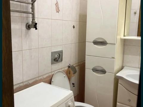 квартира за адресою Анни Ахматової вул., 35
