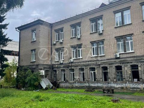 комерційна за адресою Вадима Гетьмана вул., 2