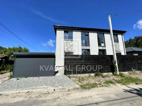 будинок за адресою Наталії Околітенко вул. (Ломоносова)