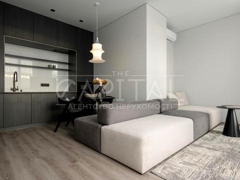 квартира за адресою Салютна вул., 24