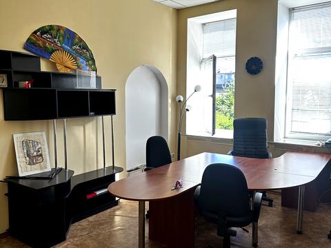 коммерческая по адресу Пастера, 16