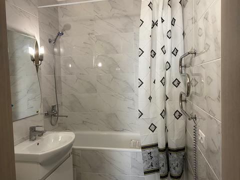 квартира за адресою Олександра Олеся вул., 6-Б