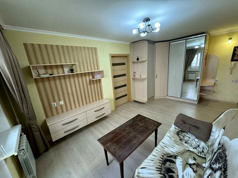квартира за адресою Вацлава Гавела бульв. (Івана Лепсе), 9-Б