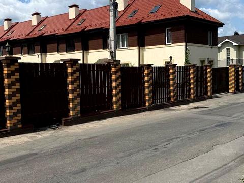 будинок за адресою Набережна, 7