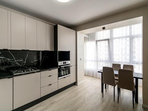 квартира за адресою Височана вул., 18