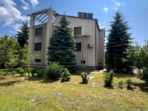 коммерческая по адресу Незалежності, 17