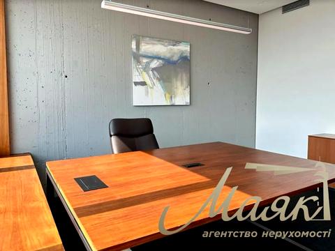 коммерческая по адресу Кловский спуск, 7a