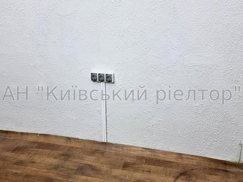 комерційна за адресою Братиславська вул., 14Б