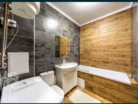 квартира за адресою Драгоманова вул., 10