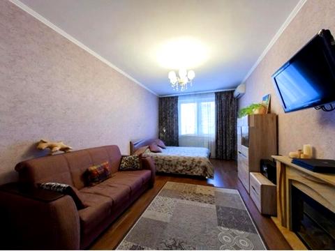 квартира за адресою Патріарха Мстислава Скрипника вул., 40