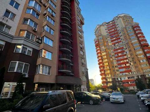 квартира за адресою Василя Симоненка вул., 5-А