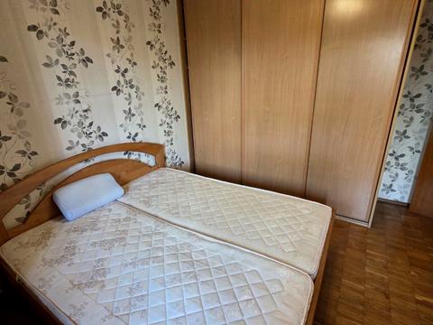 квартира за адресою Ревуцького вул., 27