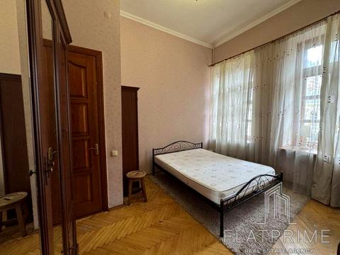 квартира за адресою Саксаганського вул., 65