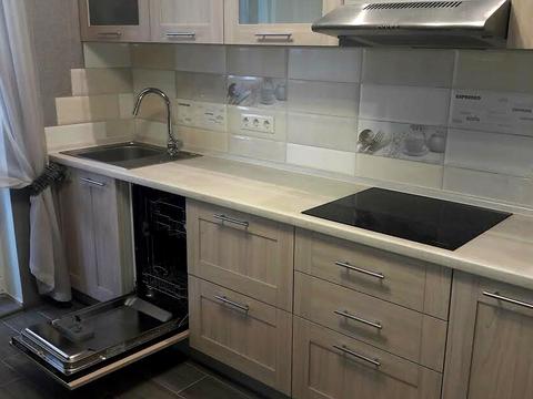 квартира по адресу Академика Глушкова просп., 9-Д