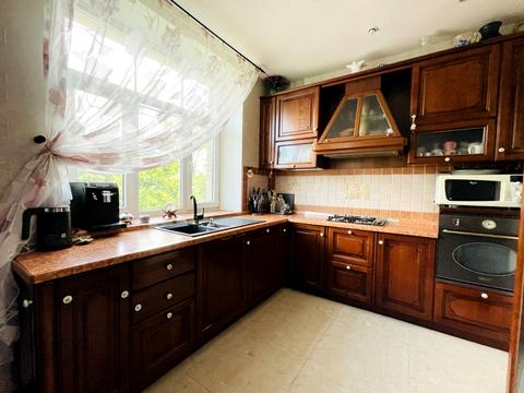 квартира за адресою Новонаводницька вул. (Лаврська), 24