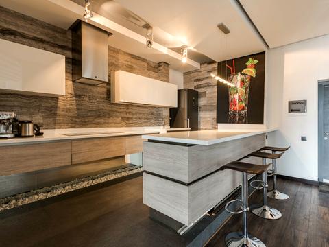 квартира за адресою Дніпровська набережна вул., 14