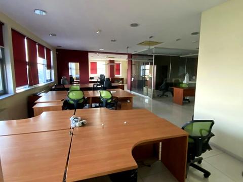 коммерческая по адресу Дмитрия Яворницкого просп. (Карла Маркса), 3