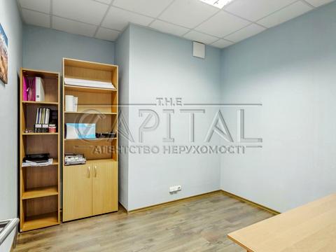 коммерческая по адресу Евгения Коновальца ул. (Щорса), 32-А