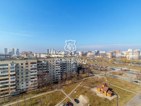 квартира за адресою Романа Шухевича просп. (Генерала Ватутіна), 28-А