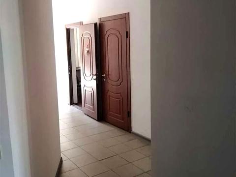 коммерческая по адресу 1-й  Короленка пер., 10