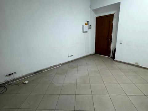 комерційна за адресою Пантелеймона Куліша вул., 24
