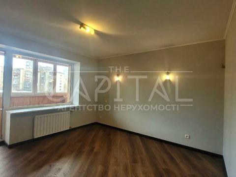 комерційна за адресою Антоновича вул. (Горького), 122