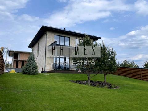 будинок за адресою Спортивна вул.