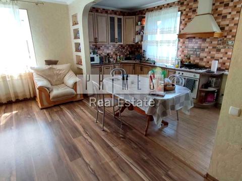 будинок за адресою Героїв України вул.