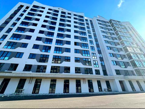 комерційна за адресою Мисливська вул., 4