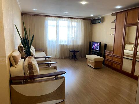 квартира за адресою Академіка Заболотного вул., 56/3