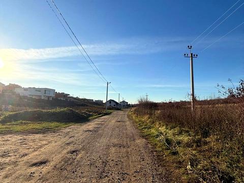 участок по адресу Квитневая ул.