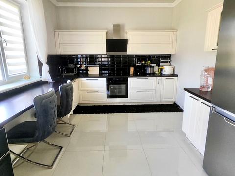 будинок за адресою Трояндова