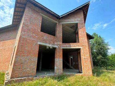 дом по адресу молодіжна