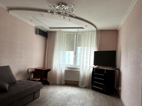 квартира за адресою Академіка Глушкова просп., 9-Г