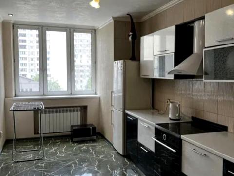 квартира за адресою Срібнокільська вул., 1