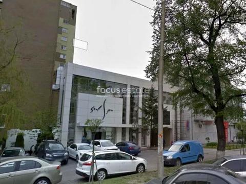 комерційна за адресою Антоновича вул. (Горького), 90-92