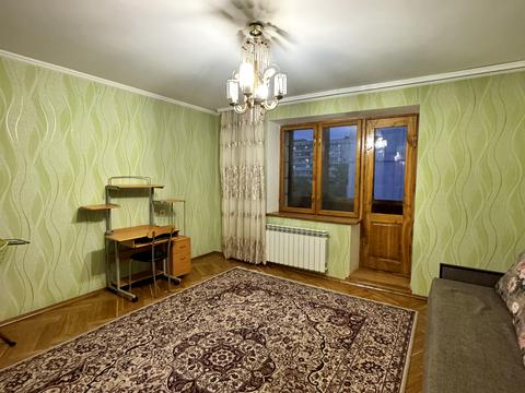 квартира за адресою Автозаводська вул., 7
