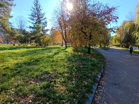 квартира по адресу вул. Небесної Сотні, 24