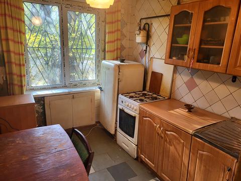квартира за адресою Михайла Драгоманова вул. (Димитрова), 52
