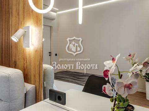 квартира за адресою Олександра Олеся вул., 10