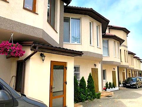будинок за адресою Жоліо Кюрі вул., 31
