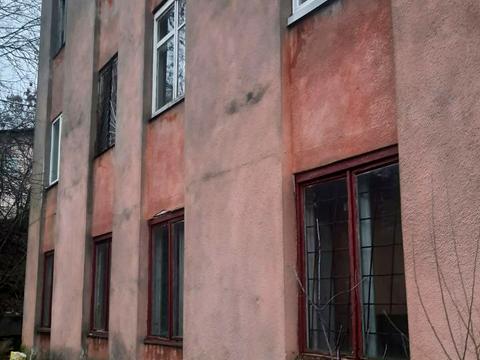 комерційна за адресою Заводська вул., 10