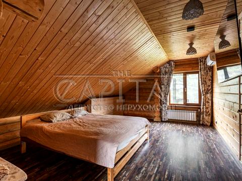 будинок за адресою Боброва