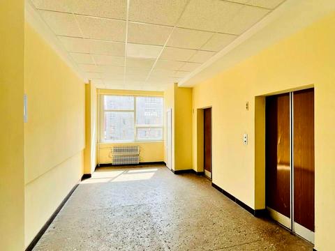 комерційна за адресою Різдвяна вул. (Енгельса), 29а