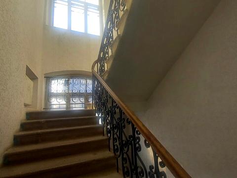 комерційна за адресою Паторжинського вул., 4